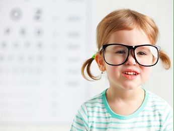 儿童眼镜怎么去挑选？